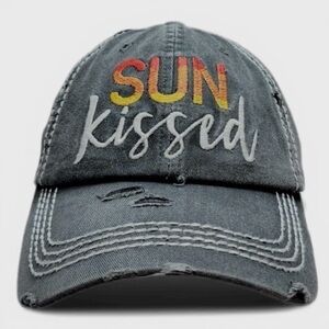 303 10/$50🏄🏻♀️ KBETHOS Vintage Distressed Sun Kissed Gray Cap Hat